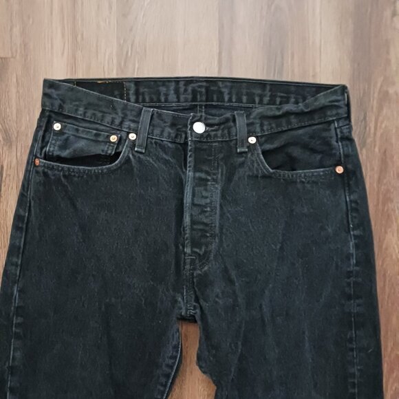 Levis 501 Jeans Mens 33 Black Original Fit 100% Cotton Denim Button Fly Straight - Picture 2 of 8